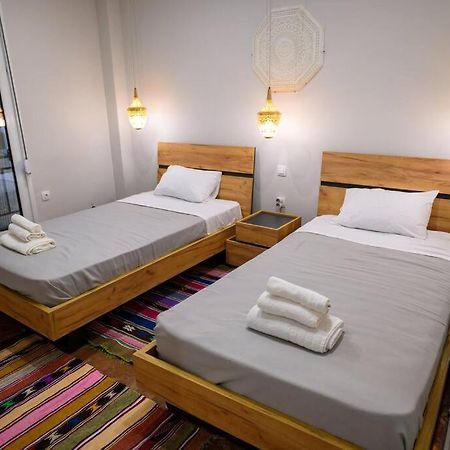 Boho 2 Bdr Luxury Meets The East Apartment เอเธนส์ ภายนอก รูปภาพ