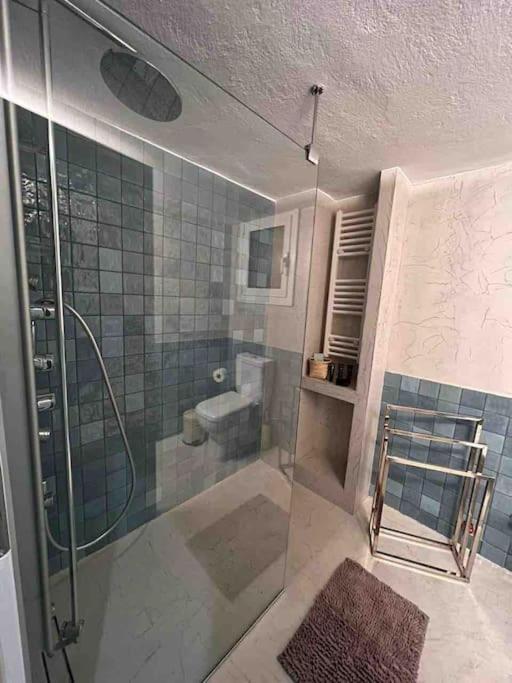 Boho 2 Bdr Luxury Meets The East Apartment เอเธนส์ ภายนอก รูปภาพ