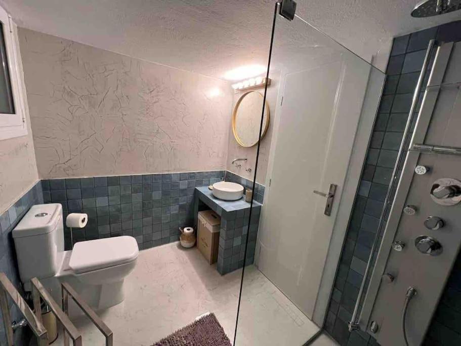 Boho 2 Bdr Luxury Meets The East Apartment เอเธนส์ ภายนอก รูปภาพ