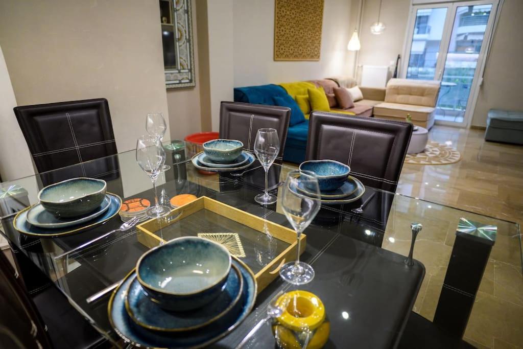 Boho 2 Bdr Luxury Meets The East Apartment เอเธนส์ ภายนอก รูปภาพ